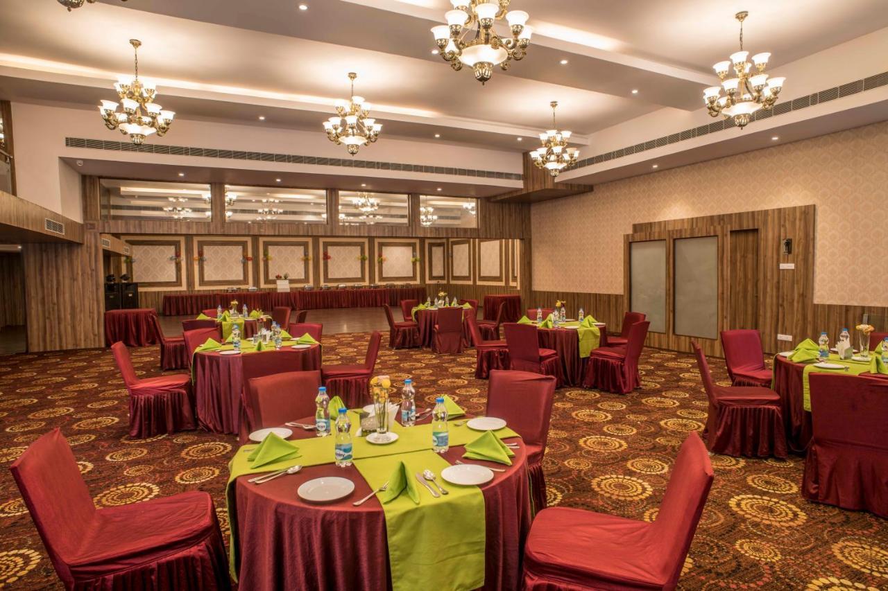 Club Central Bolpur Exterior foto